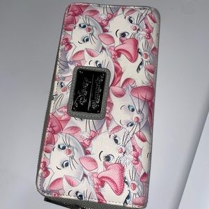 Mari from aristocrats Wallet